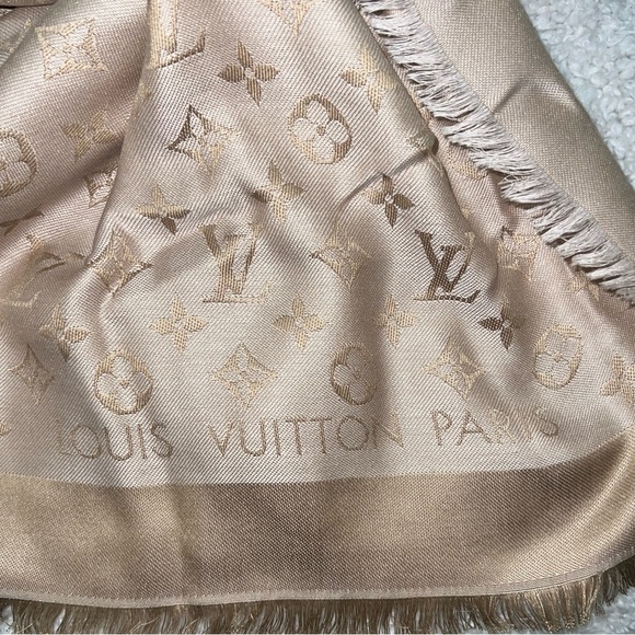 Louis Vuitton Scarf - Picture 7 of 8